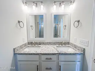 107 Freedom Park Road, Beaufort, NC 28516 – photo 8: 107_Freedom_Int_19
