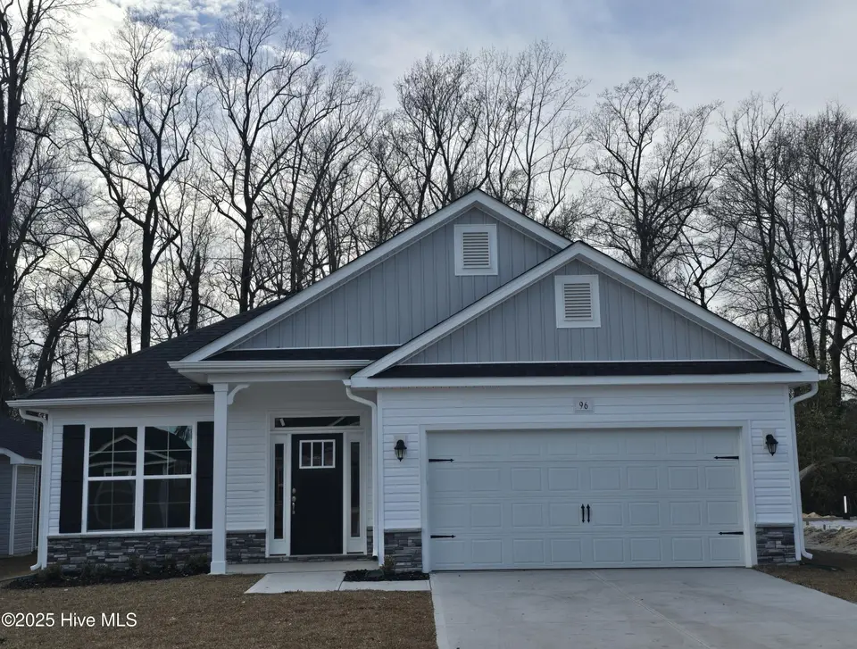 96 Fishing Creek Drive, New Bern, NC 28562 – photo 1 of 12: 20251221_143632