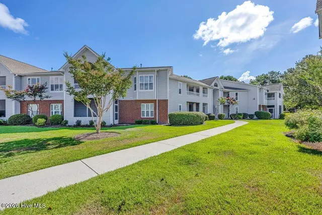 4103 Breezewood Drive Apt 204, Wilmington, NC 28412