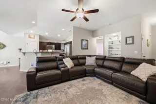 2354 Blackstone Drive, Winterville, NC 28590 — 3-bedroom home in Blackstone, Winterville, NC, photo 4 of 52: 16-web-or-mls-BLS_0011