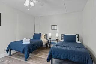 223 Pettiford Road, Peletier, NC 28584 — 3-bedroom manufactured home in Pettiford Point, Peletier, NC, photo 8 of 34: 4-web-or-mls-1S3A9684