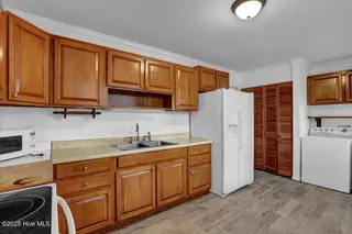 412 Seminole Trail, Jacksonville, NC 28540 – photo 11: 6g8a2169_669