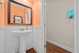 101 Superior Court, Hampstead, NC 28443 — 4-bedroom home in Saltwater Landing, Hampstead, NC, photo 18 of 40: 32-web-or-mls-_RAD7564