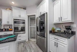 456 Pointe Vista Drive, Elizabeth City, NC 27909 – photo 18: 14-456 Pointe Vista - Kitchen-2