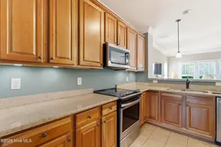 1254 Charleston Common Drive, Leland, NC 28451 – photo 15: 47-web-or-mls-dsc09657