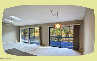 82 Fairway Drive, Shallotte, NC 28470 – photo 4: living room-1810