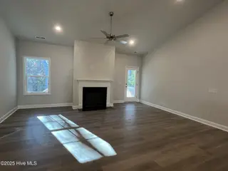 1213 St Simons Drive SE, Bolivia, NC 28422 – photo 16: LIving Room