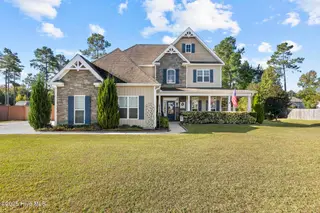 715 Southernwood Place, Hubert, NC 28539 — 4-bedroom home in Peyton's Ridge, Hubert, NC, photo 2 of 68
