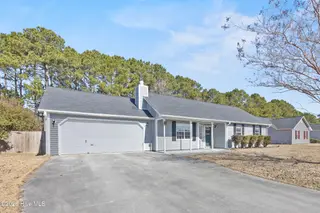 153 Glenwood Drive, Hubert, NC 28539 – photo 2: 3_front exterior