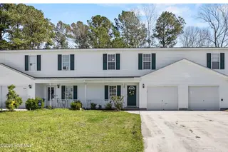 302 Winners Circle S, Jacksonville, NC 28546 – photo 2: 1_front exterior