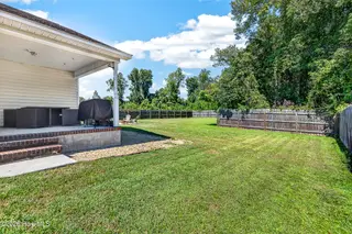 121 Woodbury Farm Drive, Jacksonville, NC 28540 – photo 24