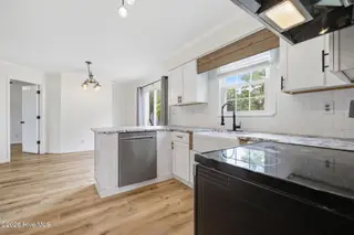 949 Teakwood Drive, Greenville, NC 27834 – photo 16: 28-web-or-mls-IMG_0026