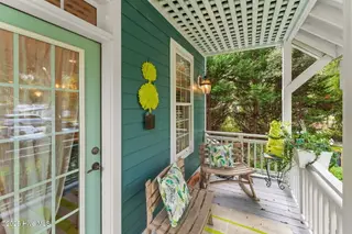 826 N Caswell Avenue, Southport, NC 28461 – photo 7: shniderproductions.com-24