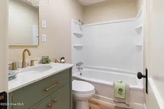 209 N Thompson Street, Whiteville, NC 28472 – photo 15: Full Bath