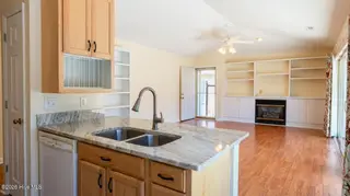 928 Summerlin Falls Court, Wilmington, NC 28412 – photo 2: Kitchen/Living