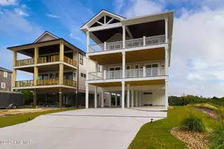 1014 Ocean Ridge Drive, Atlantic Beach, NC 28512 – photo 2: Stunning new build in Atlantic Beach