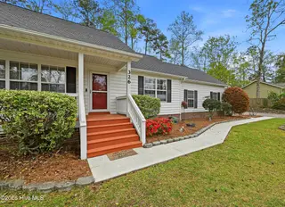 326 Knollwood Drive, Hampstead, NC 28443 – photo 1: 4_326_knollwood_dr_004