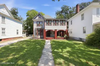 1208 National Avenue, New Bern, NC 28560 – photo 2: 2-web-or-mls-0C0A2132