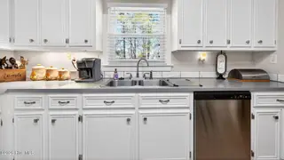 846 Darrell Drive, Greenville, NC 27834 — 3-bedroom home in Forest Pines, Greenville, NC, photo 15 of 39: 12-web-or-mls-846 Darrell Drive-11