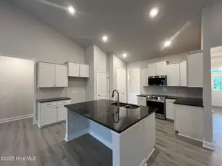 1196 Palatka Place SE, Bolivia, NC 28422 – photo 10: Kitchen
