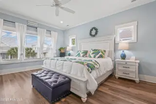 1225 Pinfish Lane, Carolina Beach, NC 28428 – photo 18: Primary bedroom second floor