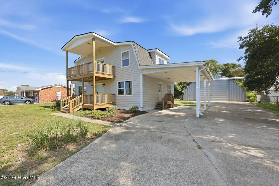 377 Diamond City Drive, Harkers Island, NC 28531 – photo 1 of 36: 377 Diamond City Dr