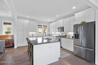 611 Edgerton Drive, Wilmington, NC 28412 – photo 7: Gourmet Kitchen