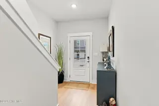 200 Olde Towne Yacht Club Drive Unit 7, Beaufort, NC 28516 – photo 5: 28-web-or-mls-IMG_3043-edit