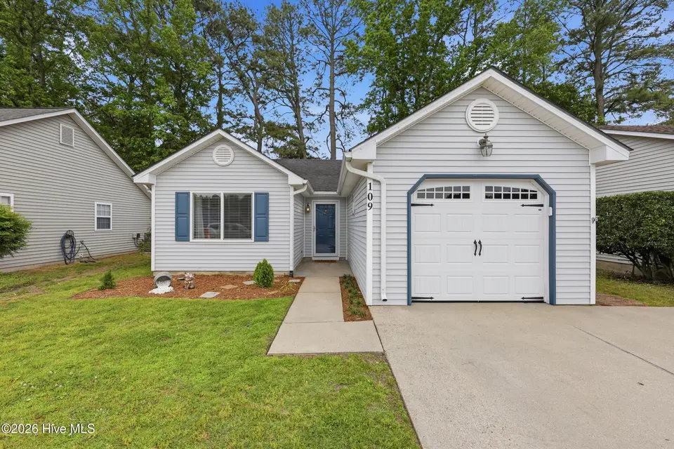 109 Bayberry Drive, Elizabeth City, NC 27909 – photo 1 of 41: 1__39a0940