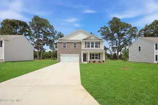114 Claude Street, La Grange, NC 28551 – photo 4: 9-web-or-mls-IMG_0011_DH