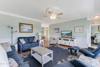 1726 W Beach Drive, Oak Island, NC 28465 – photo 10: 1726 W Beach-10