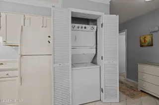 855 Salter Path Road 108, Indian Beach, NC 28512 – photo 14: 10-web-or-mls-1S3A5172