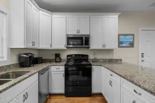 672 Ocean Boulevard W, Holden Beach, NC 28462 – photo 20: 12-web-or-mls-BTS06232