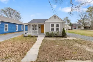 404 N Massey Street, Selma, NC 27576 – photo 1: Front of the home.