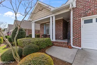 1127 Greensview Circle, Leland, NC 28451 – photo 4: 53-web-or-mls-DSC07259