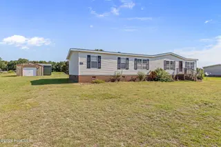 5366 Sterling Drive, La Grange, NC 28551 – photo 2: 5T5A6902
