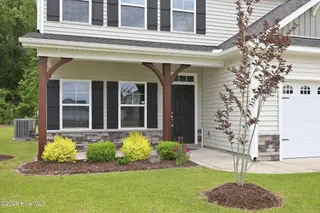 404 Holly Grove Drive, Winterville, NC 28590 – photo 7: 20-web-or-mls-IMG_0008-Edited