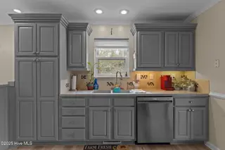 74 S Hummingbird Lane, Rocky Point, NC 28457 — 3-bedroom home in Highsmith Estates, Rocky Point, NC, photo 21 of 38: 50-web-or-mls-BTS03912