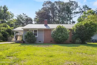 604 Jarman Street, Jacksonville, NC 28540 – photo 2