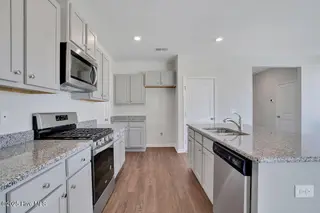 40 Brogdon Street Lot 29, Wilmington, NC 28411 – photo 11: 3365HemlockWay-10