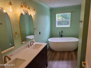 116 Schley Avenue, Lake Waccamaw, NC 28450 – photo 12: 49579