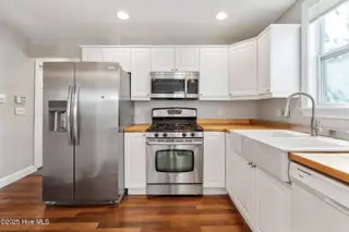 714 Ann Street, Wilmington, NC 28401 – photo 10: Kitchen 3