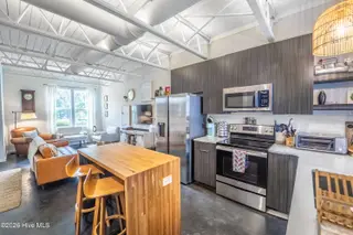 1375 S 3rd Street, Wilmington, NC 28401 – photo 5