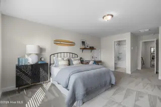 136a Arnette Drive SW 17a, Ocean Isle Beach, NC 28469 – photo 22: Upper level BR