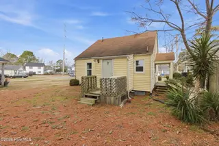 409 Perry Street, Elizabeth City, NC 27909 – photo 6: 6-web-or-mls-perryli-8