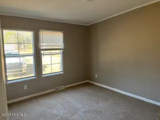 229 Pineview Road, Richlands, NC 28574 — 3-bedroom manufactured home in Lakeview Estates, Richlands, NC, photo 13 of 19: thumbnail_IMG_3600