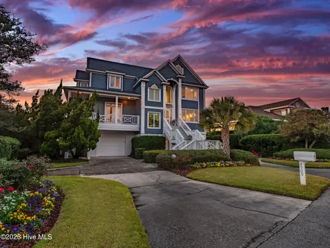 2509 N Lumina Avenue N, Wrightsville Beach