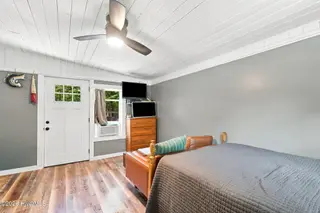 139 NE 17th Street, Oak Island, NC 28465 – photo 13