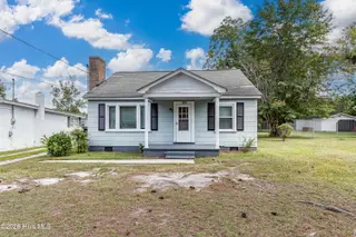 909 E 4th Street, Goldsboro, NC 27534 – photo 6: IMG_3165-Edit