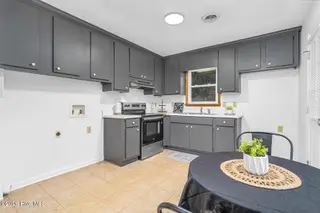 405 N Daughtry Street, Rocky Mount, NC 27801 – photo 7: 009-405NorthDaughtryStreet-RockyMount-NC